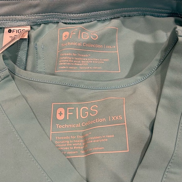 Figs XXS Catarina shirt, XXS petite Zamora Joggers Neon Blue Set - Picture 9 of 10